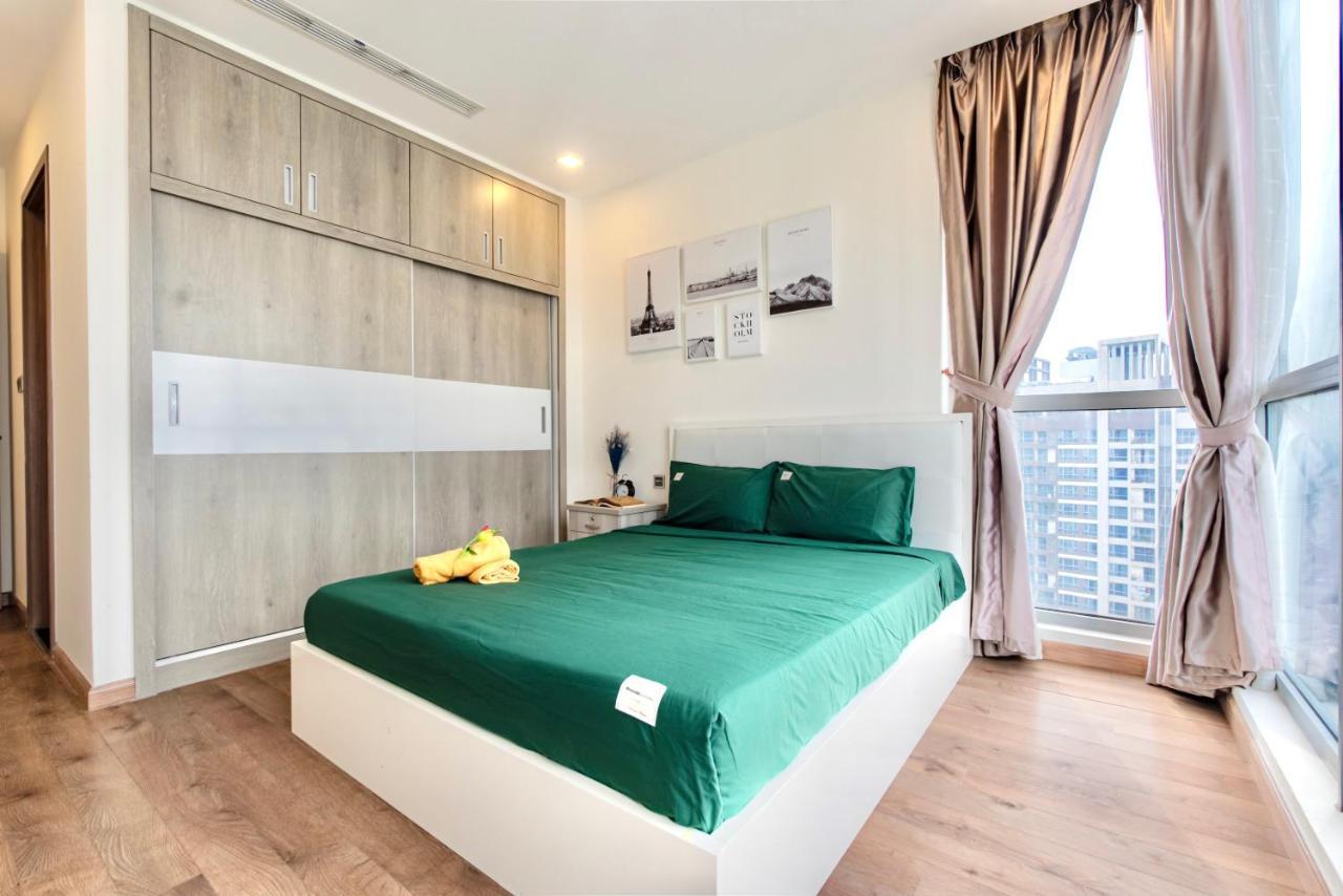 Moxy Hcmc Aparts - Vinhomes Central Park, Ice Rink Ho-Chi-Minh-Stadt Exterior foto